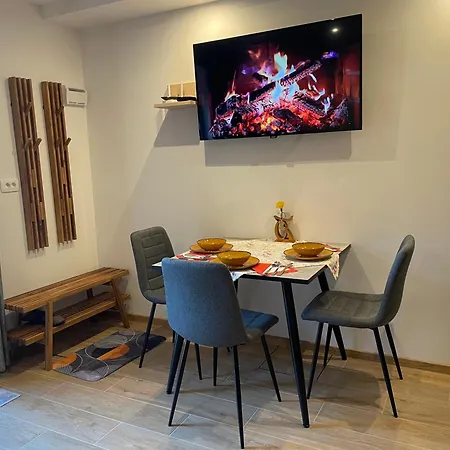 Apartment & Forest Paradise Cerkno