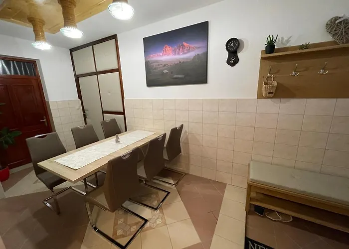 & Forest Paradise דירה