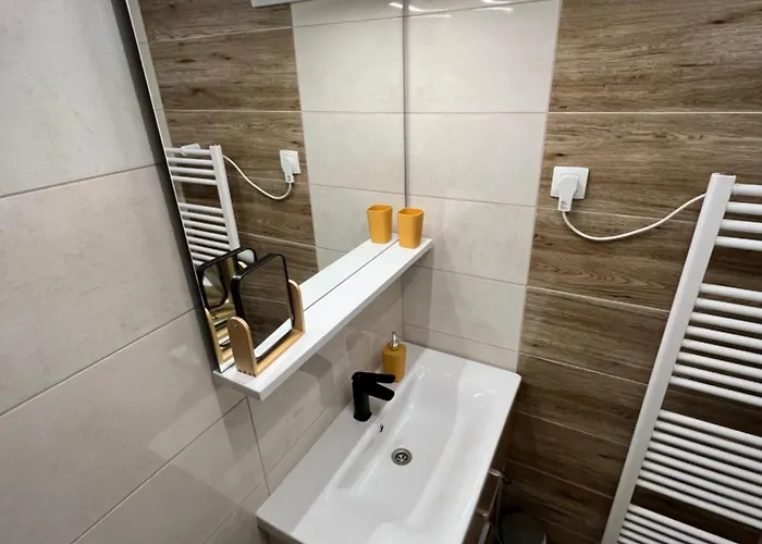 דירה & Forest Paradise