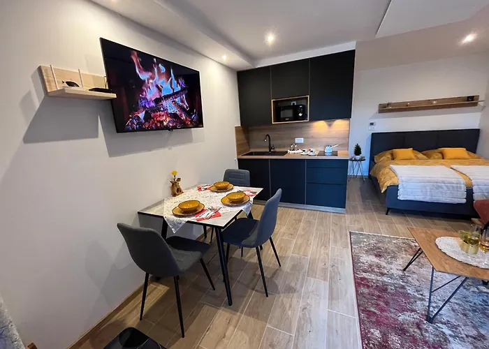 דירה & Forest Paradise צ'רקנו